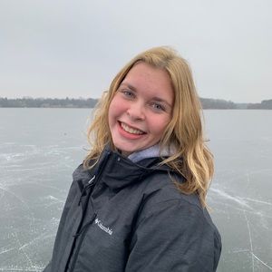 Meet your Posher, Emma